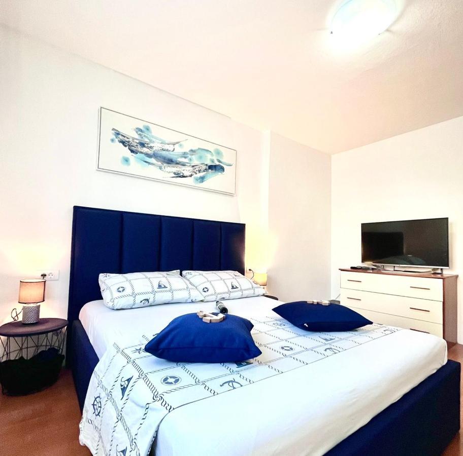 Luana Lux Apartment Pula Ngoại thất bức ảnh
